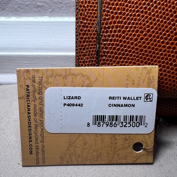 NWT Patricia Nash Leather Texture Bi-Fold Wallet - Picture 6 of 11